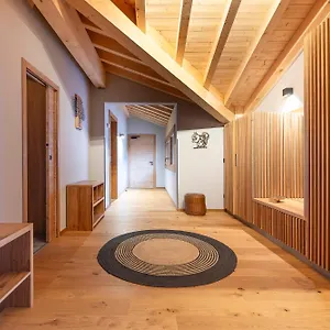 La Cour Aux Ecureuils , Peisey-Nancroix France